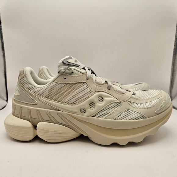 SAUCONY UNISEX 9.5 PROGRID TRIUMPH 4 CREAM IVORY MESH RUNNING SHOES NWOB main image 3